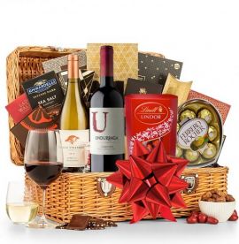 Baúl Gourmet con vinos Isabel II Maravillosa Canasta de Regalos a Colombia