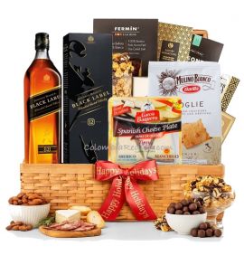 Cesta gourmet navideña Quinta Avenida con whisky Johnnie Walker Sello negro