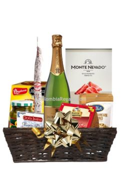 Cesta gourmet con duo de vinos Barcelona a domicilio en Colombia, regalos a colombia, cestas gourmet a Colombia