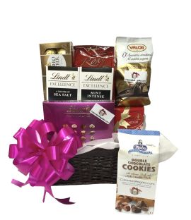 Disfruta de la Canasta Súper Gourmet con chocolates selectos del mundo. Compra online y recibe en cualquier parte de Colombia con envío gratis. El regalo perfecto para cualquier ocasión.